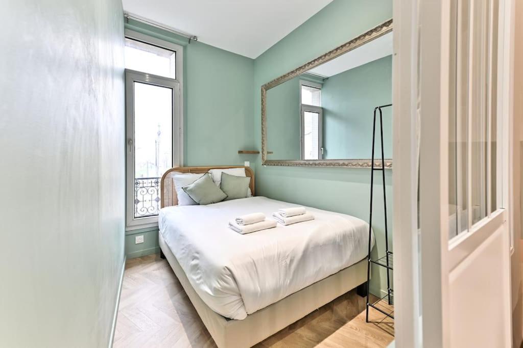 Appartement Proche Parc Monceau - III París Exterior foto